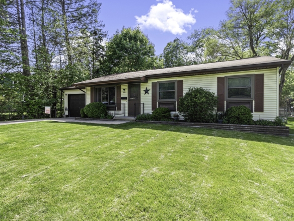 MLS 265385 — 2191 Dean Ave., Holt — $165,700