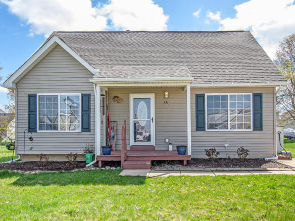 MLS 272637 — 331 Ware St., Mason — $219,000