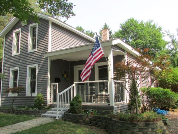 MLS 274781 — 434 W. Maple St., Mason — Price Reduced Now $164,000