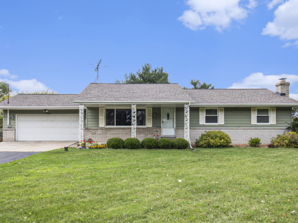 MLS 283190 — 1720 Eden Rd., Mason — Price Reduced Now $299,000