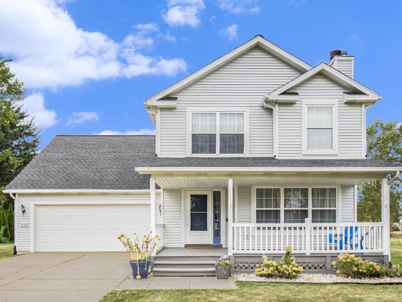 MLS 285194 — 453 Coventry Lane, Mason — Price Reduced Now $319,000