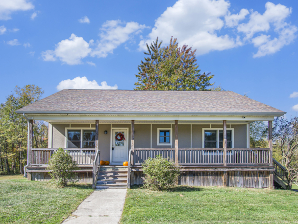 MLS 284168 — 7789 Williams Rd., Lansing — $315,000