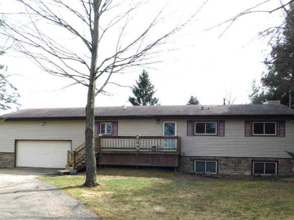 MLS 287129 — 6149 Ferris Rd., Eaton Rapids — $385,000