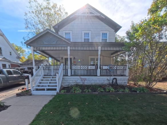 MLS 291727 — 443 W. Ash St., Mason — Price Reduced Now $244,000