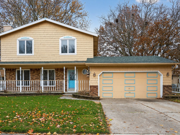 MLS 292605 — 209 Peachtree Place, Mason — $250,000