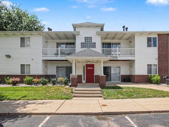 MLS 296733 — 804 Carom Circle, Mason — $154,900