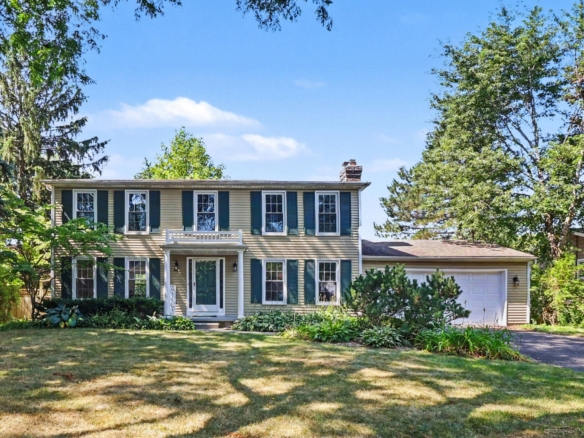 MLS 298189 — 1131 Hillgate Way, Lansing — $349,900