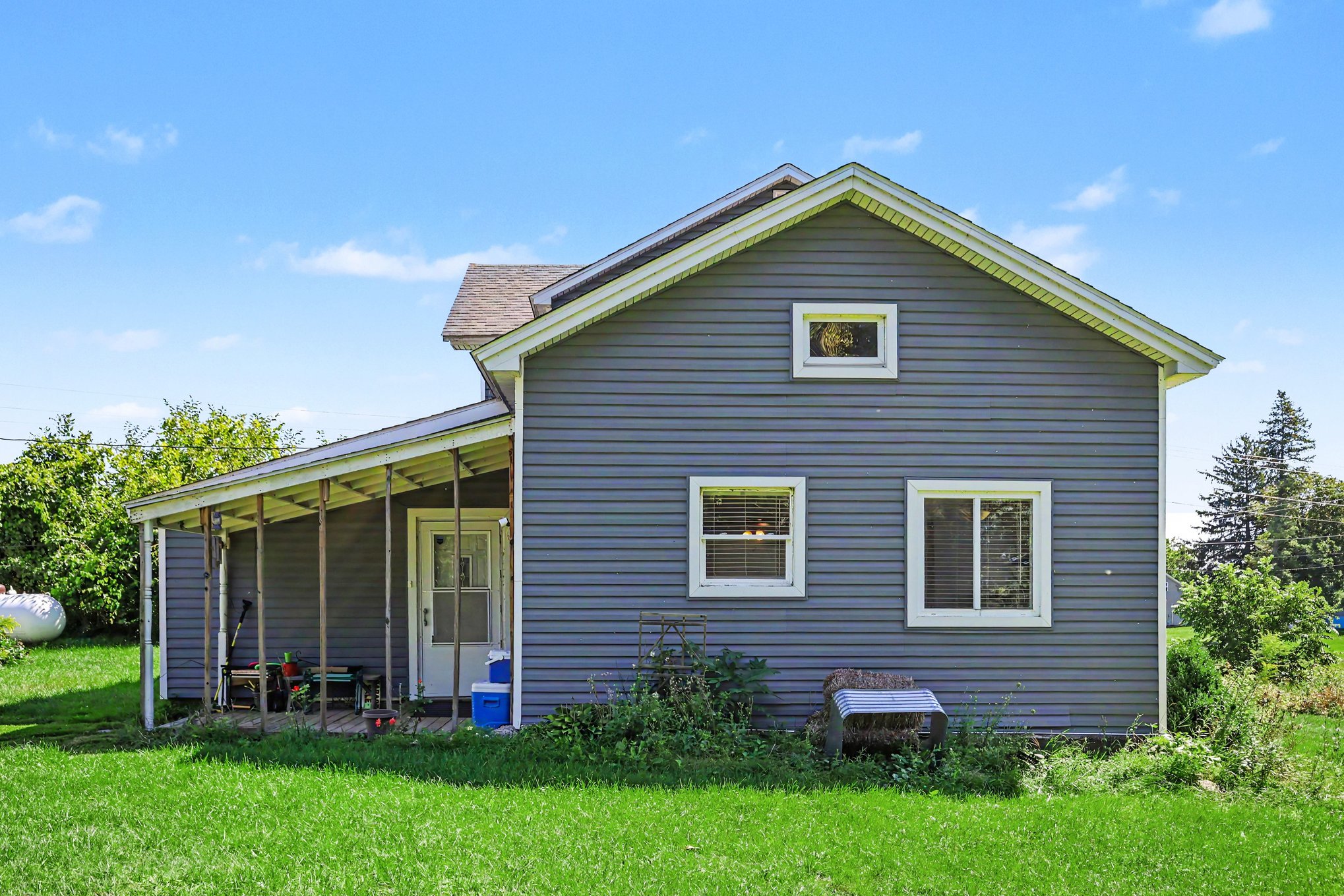 003_file_3105 MLS 298808 — 1706 W. Tupper Lake Rd, Lake Odessa — $249,900