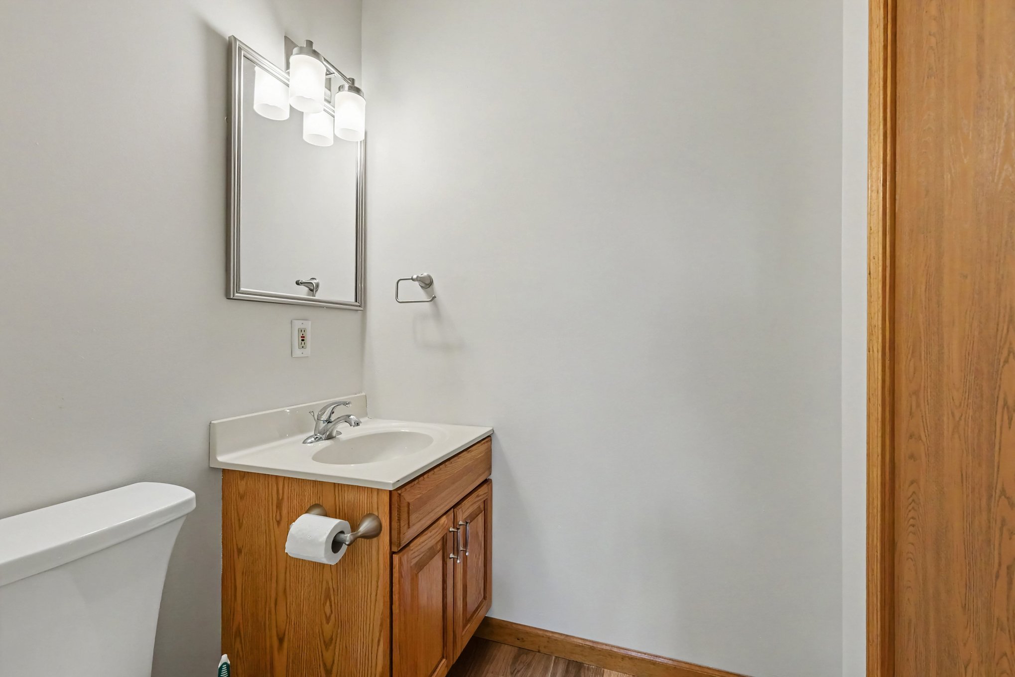 MLS 298276 — 2145 E. Willoughby Rd., Mason — $469,000