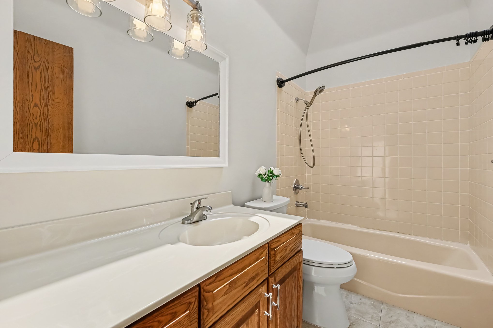 MLS 298276 — 2145 E. Willoughby Rd., Mason — $469,000