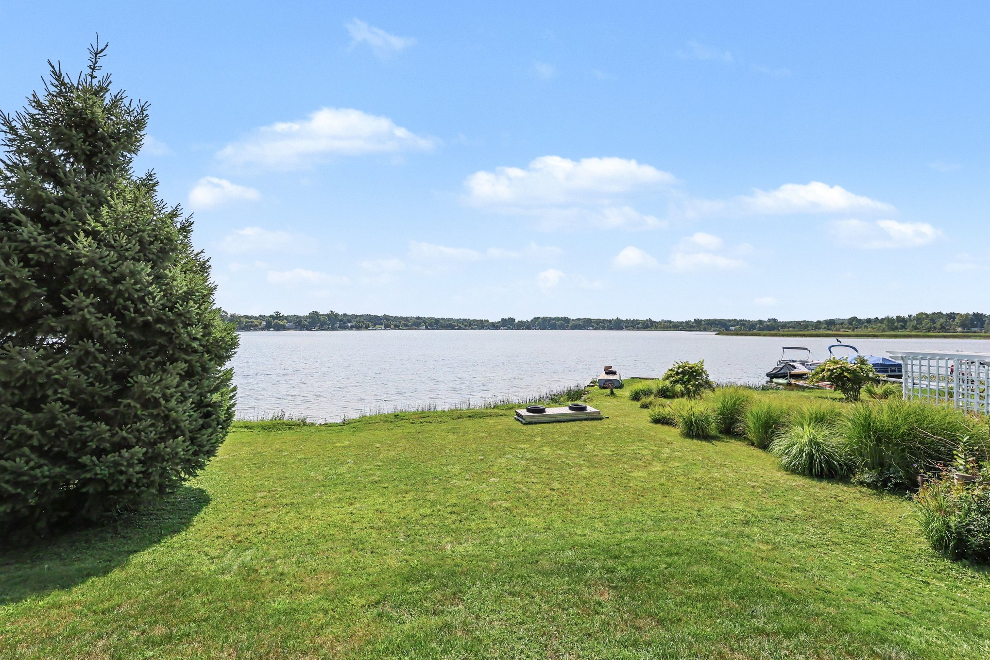 MLS 298733 — 332 Ackerson Lake Dr., Jackson — $384,000