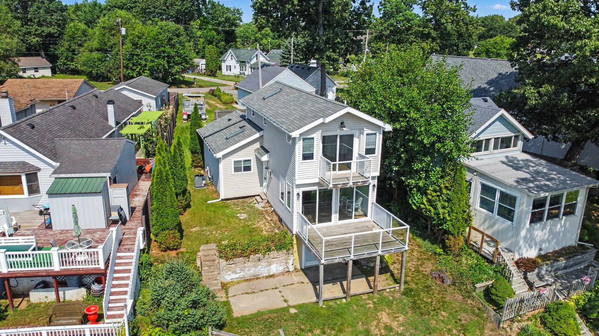 MLS 298733 — 332 Ackerson Lake Dr., Jackson — $384,000