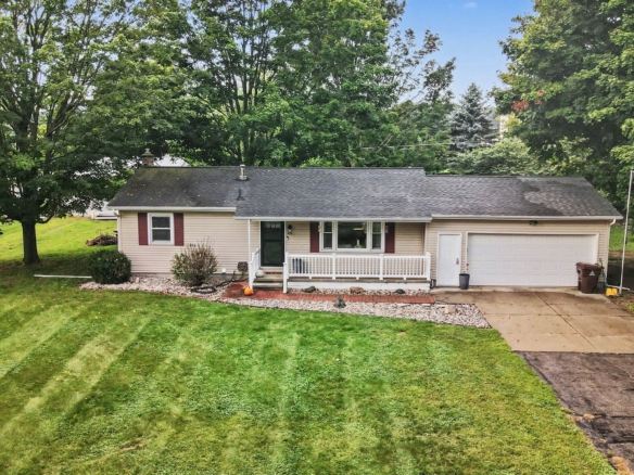 1408 S. Meridian Rd, Mason $315,000 MLS 298919