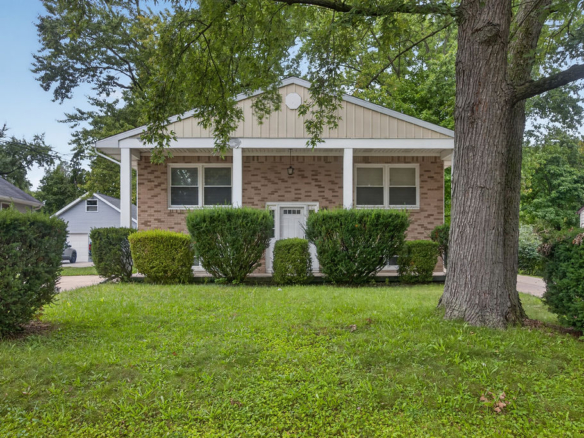 2201-2203 Auburn Ave, Holt $206,000 MLS 299396