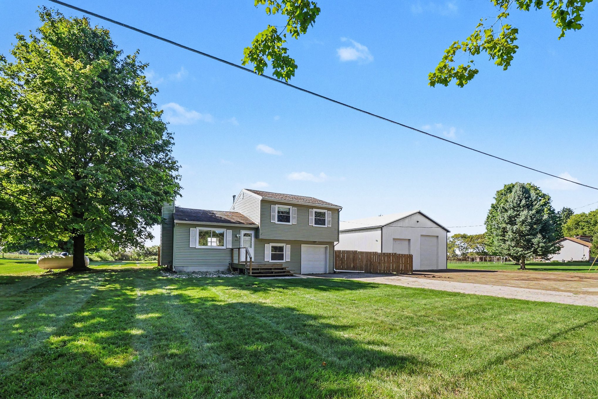 6045 W. Plains Rd, Eaton Rapids $325,000 MLS 299175