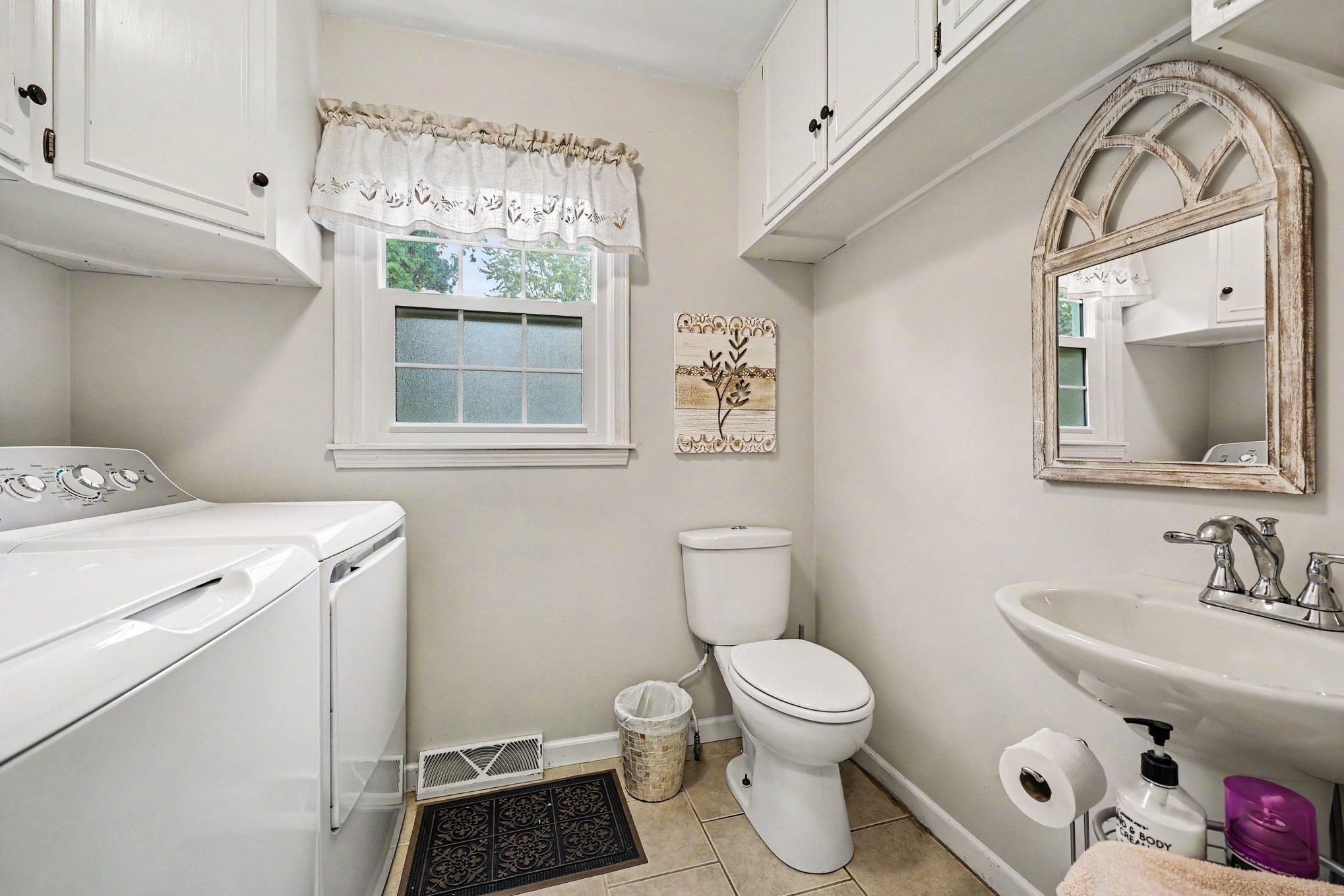013_file_5007 759 E. Maple St, Mason $325,000 MLS 299606