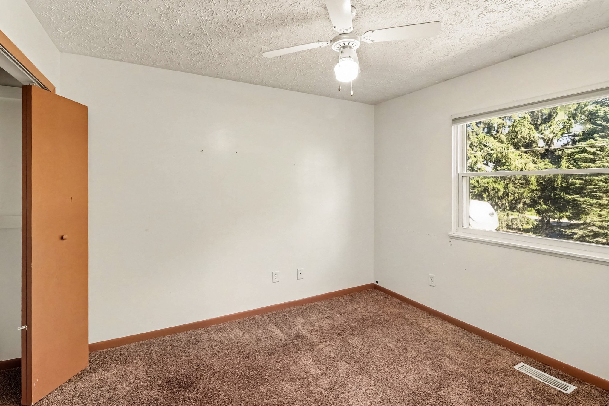 6045 W. Plains Rd, Eaton Rapids $325,000 MLS 299175