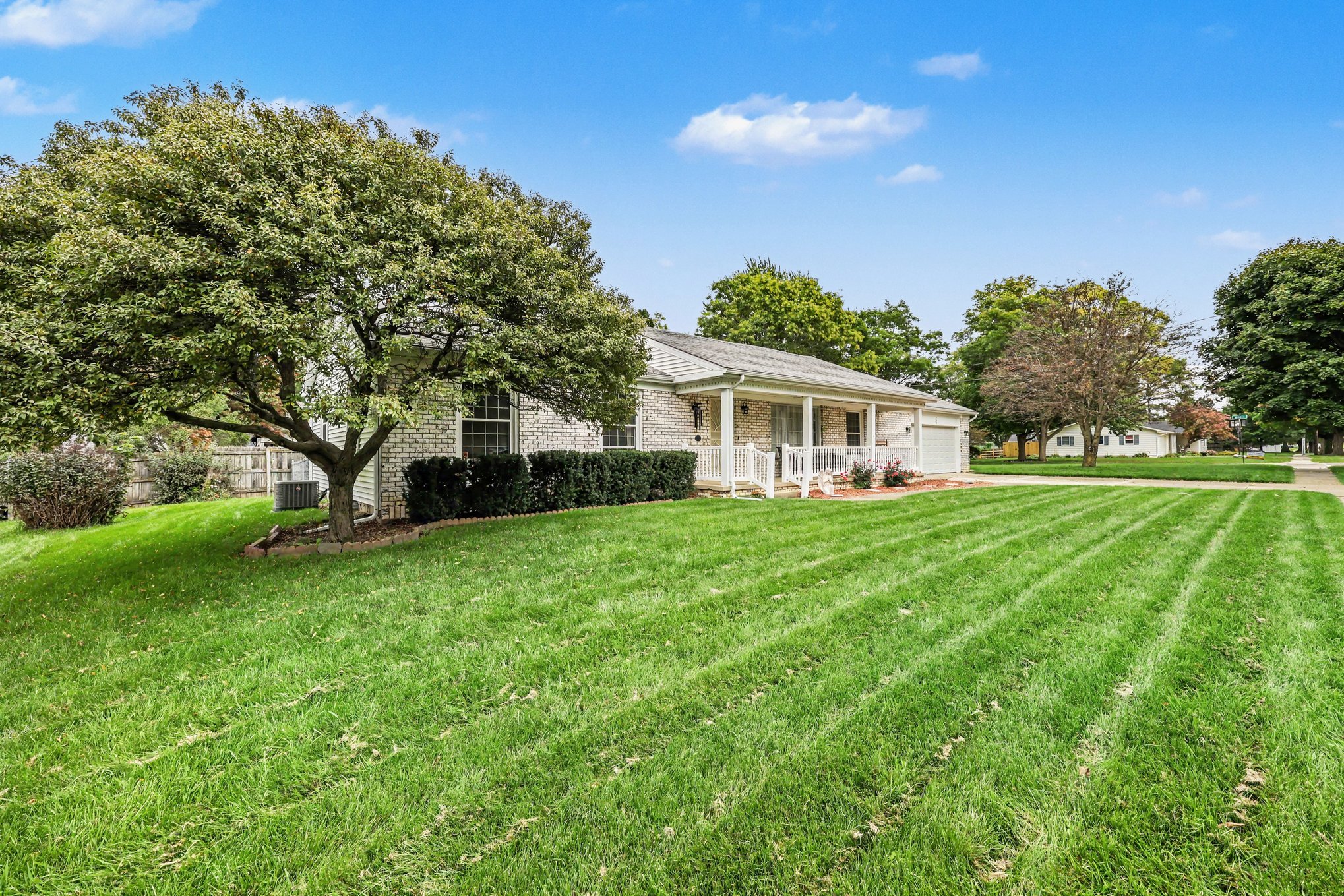 015_file_5154 759 E. Maple St, Mason $325,000 MLS 299606