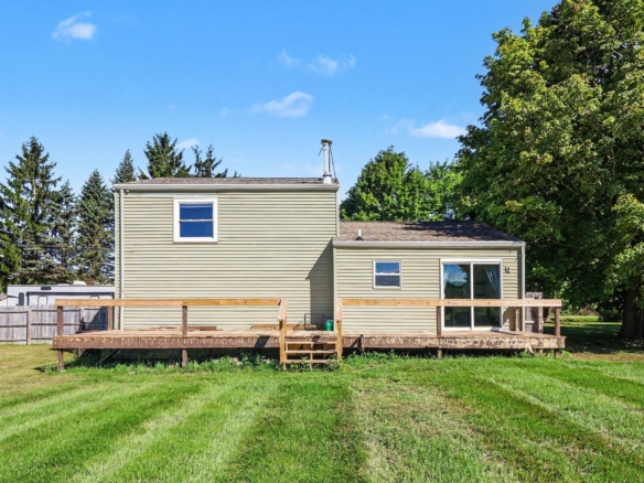 6045 W. Plains Rd, Eaton Rapids $325,000 MLS 299175