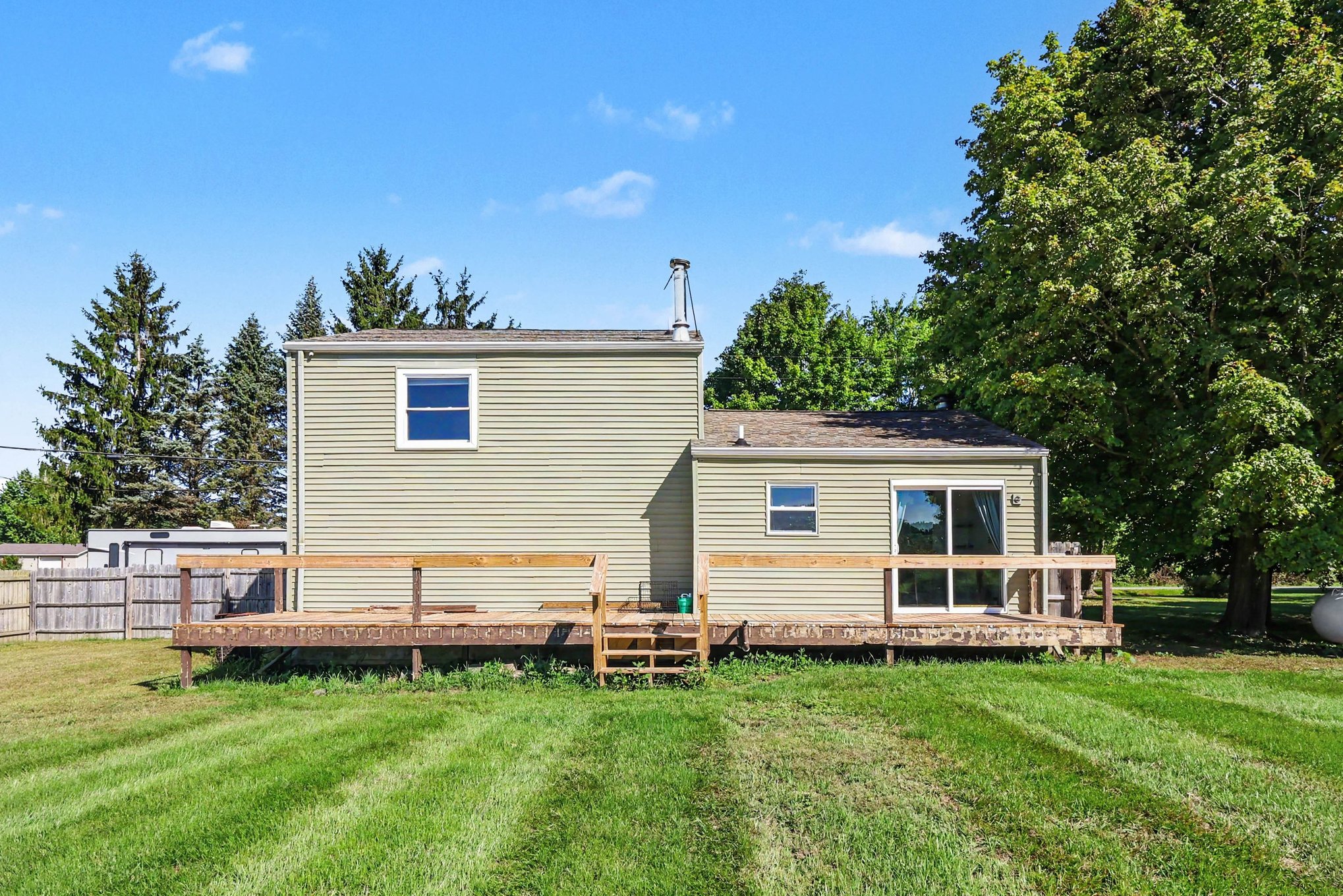 6045 W. Plains Rd, Eaton Rapids $325,000 MLS 299175